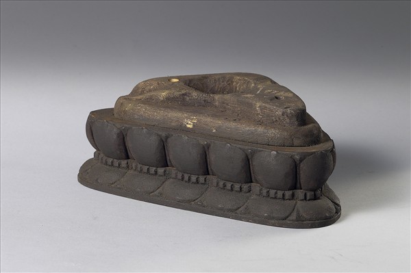 印尼 爪哇 11世紀 青銅鎏金 佛趺坐像