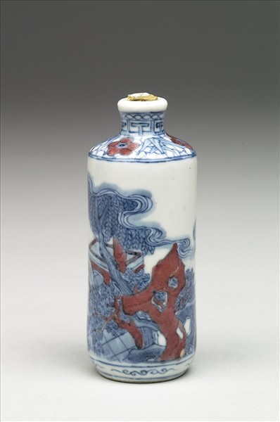 青花釉裡紅鼻煙壺