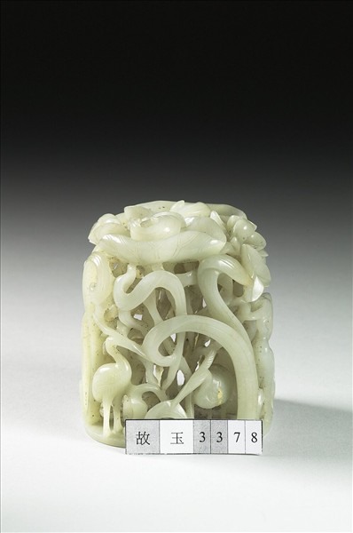 汀渚鷺鷥紋玉頂