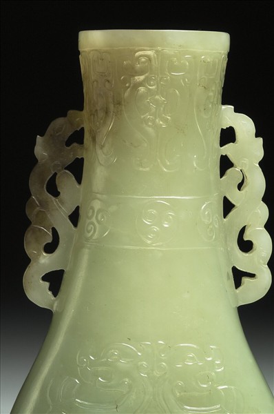玉壽字紋瓶
