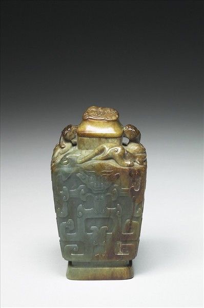 玉螭紋方瓶