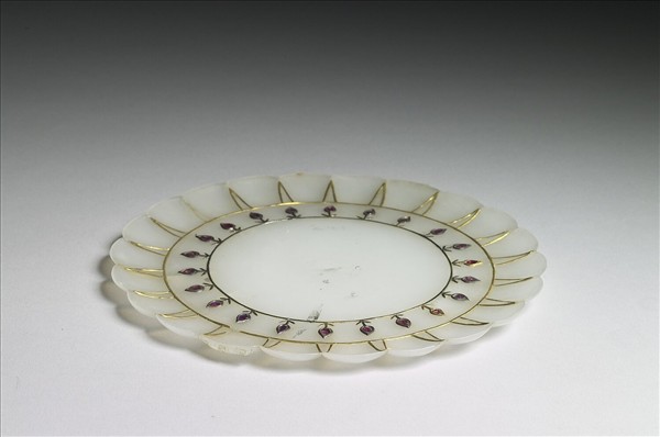 玉帶鑲嵌花邊盤