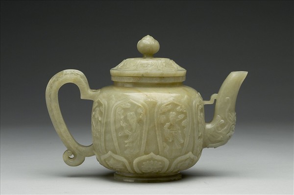 玉雕八仙茶壺