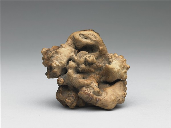 樹根雕瓜果形器