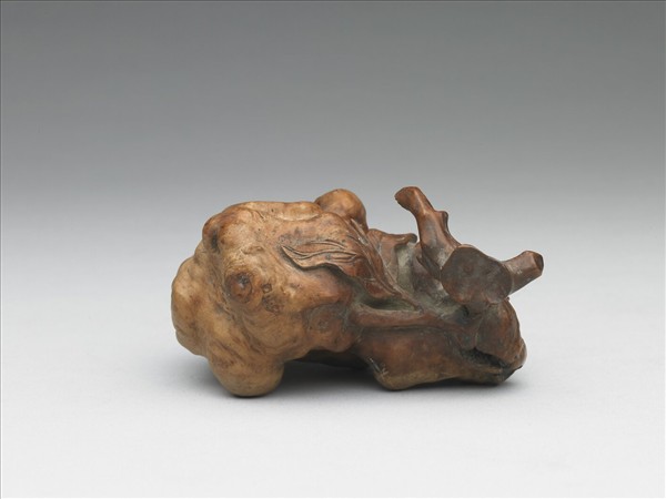 樹根雕瓜果形器