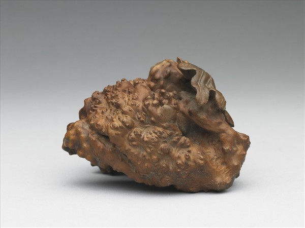 樹根雕瓜果形器