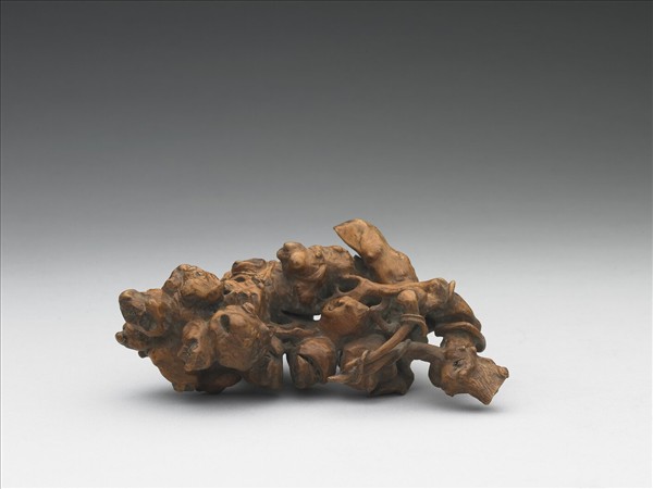 樹根雕瓜果形器