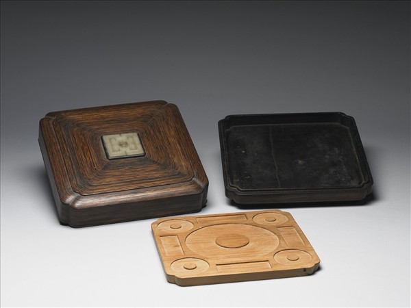 鑲竹絲嵌玉方盒