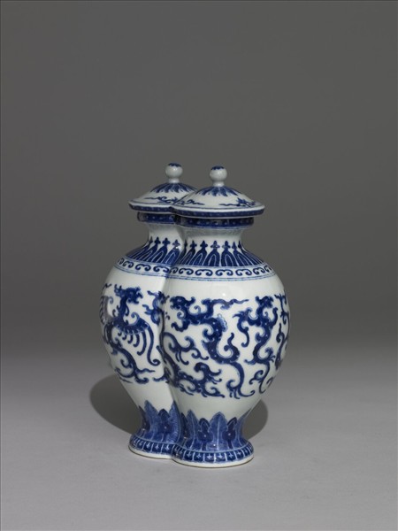 青花龍鳳紋雙連蓋罐