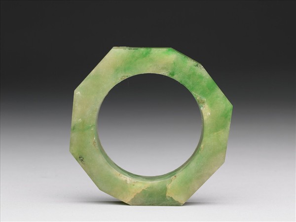 翠玉十角圈