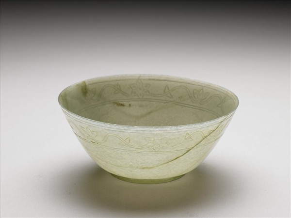 玉蔓連花邊圓碗