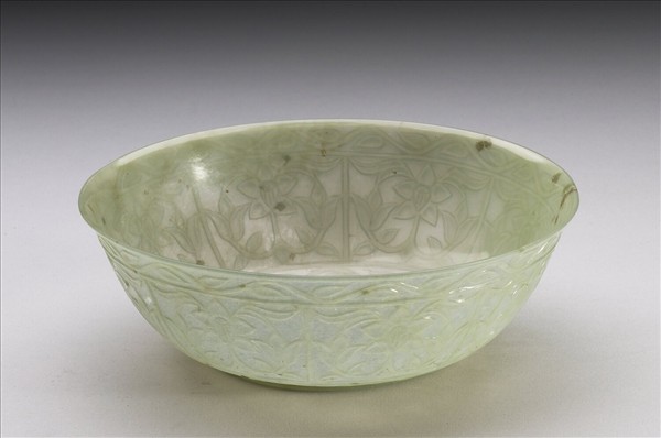 玉滿雕圓碗