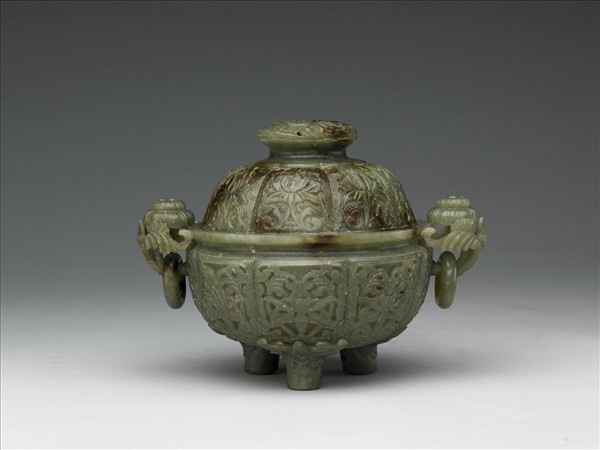 玉花卉紋雙耳爐