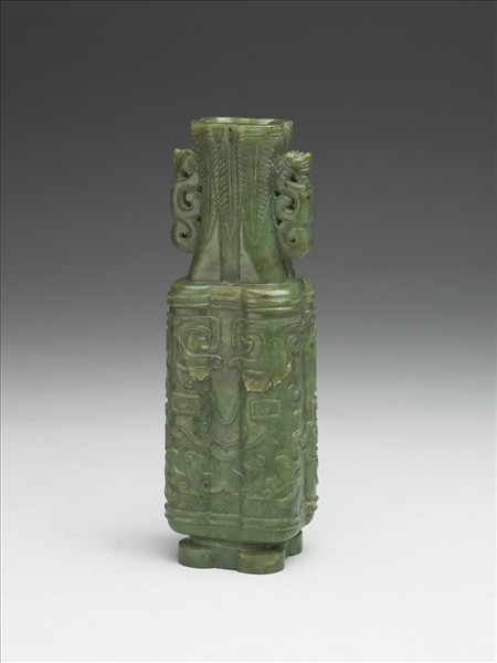 玉獸面紋瓶