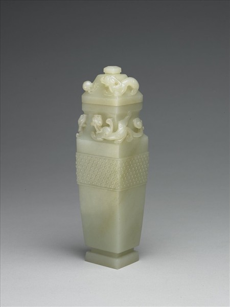 玉螭紋方瓶