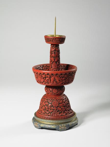 剔紅八寶番蓮紋燭台
