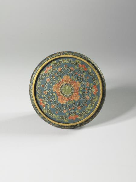 剔紅八寶番蓮紋燭台