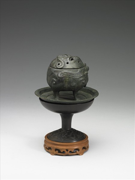 ◇旧蔵◇古美術 中国古玩 古銅製 獅子戯球薰炉―對 時代物 コレクション