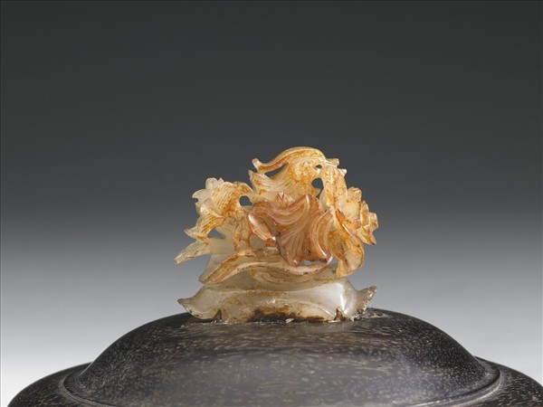 鴛鴦荷葉紋玉頂