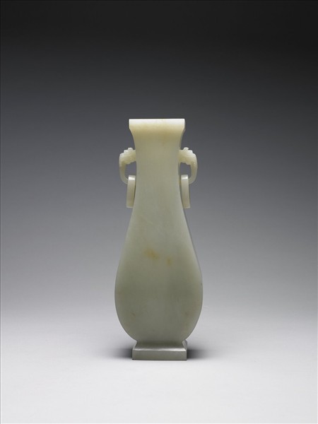 玉獸環耳瓶