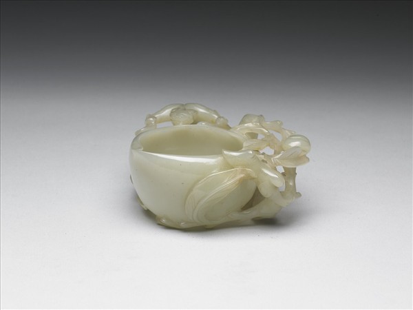 玉螭虎連枝桃式洗