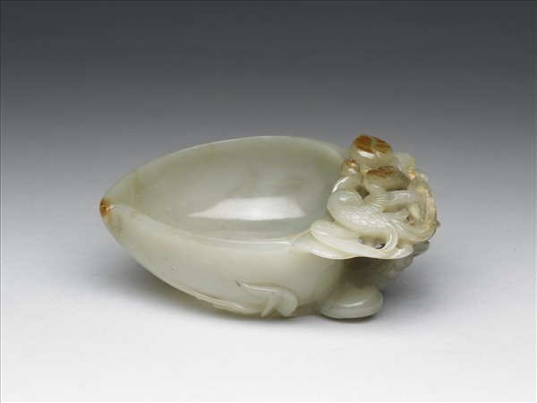 玉花鳥紋桃形水盛