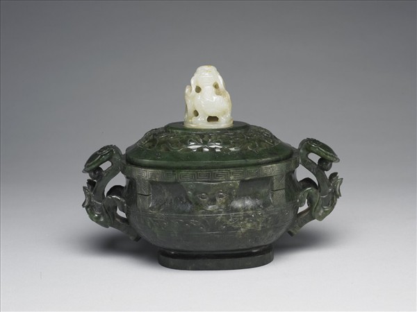 玉獸面紋如意耳爐