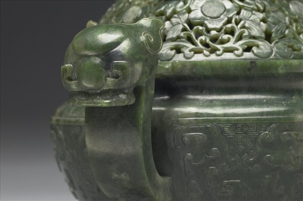 玉獸面紋爐