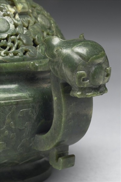 玉獸面紋爐