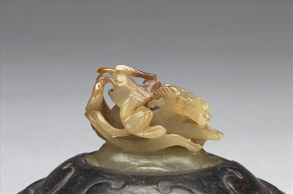 鴛鴦荷葉紋玉頂