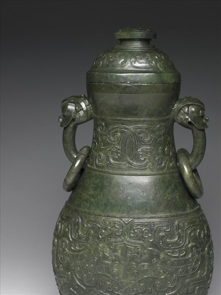 玉獸面紋壺