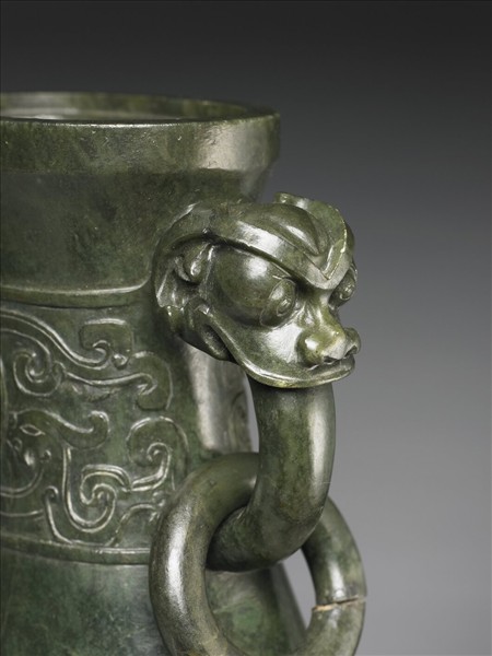 玉獸面紋壺