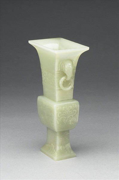 玉象耳雙環方觚