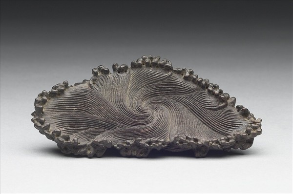 紫檀木波濤紋木座