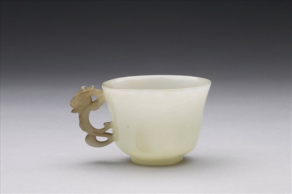玉單耳杯