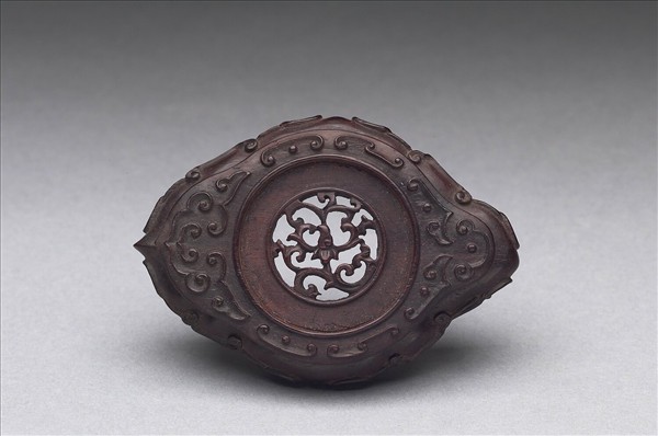 紫檀菱花鏤空木座