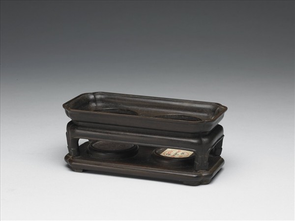 嵌金銀御製詩文雙連木座