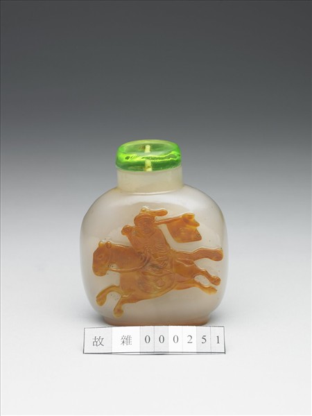 瑪瑙得勝圖鼻煙壺