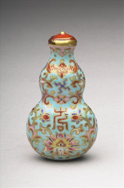 粉彩湖綠地纏枝花卉紋葫蘆式鼻煙壺