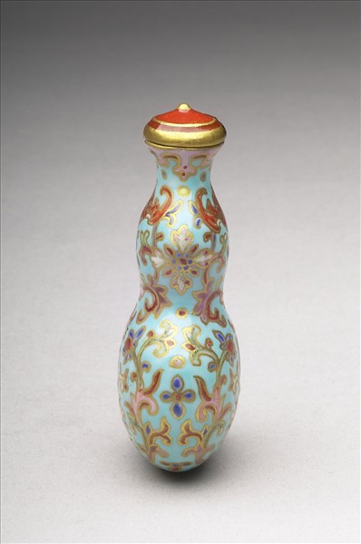 粉彩湖綠地纏枝花卉紋葫蘆式鼻煙壺