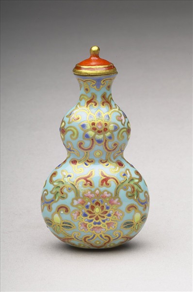 粉彩湖綠地纏枝花卉紋葫蘆式鼻煙壺