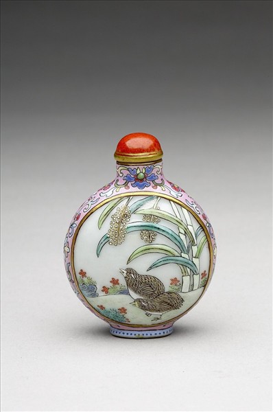 粉彩花鳥紋鼻煙壺