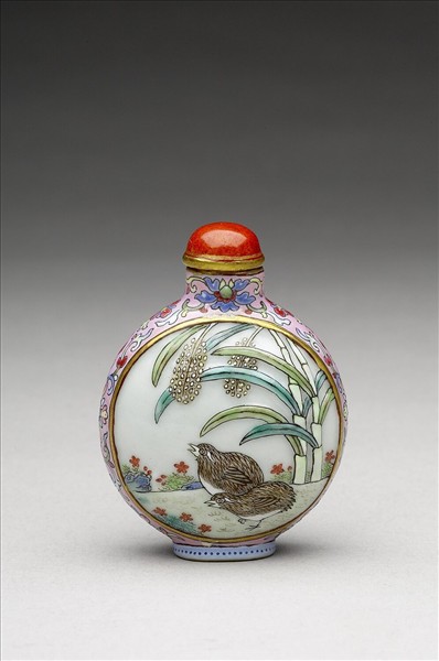 粉彩花鳥紋鼻煙壺