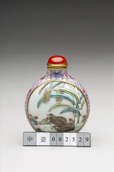 粉彩花鳥紋鼻煙壺