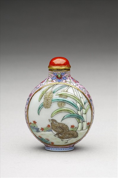 粉彩花鳥紋鼻煙壺