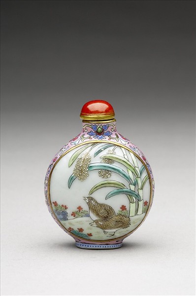 粉彩花鳥紋鼻煙壺