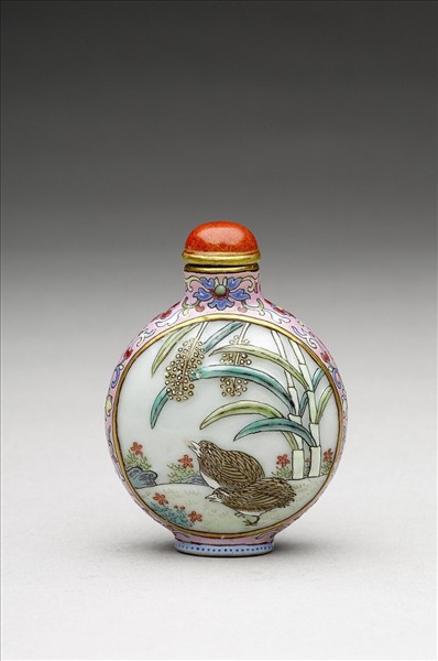 粉彩花鳥紋鼻煙壺