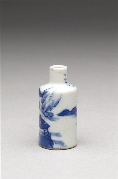 青花瓷山水人物紋鼻煙壺