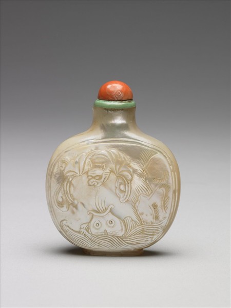 珠貝福壽有餘鼻煙壺