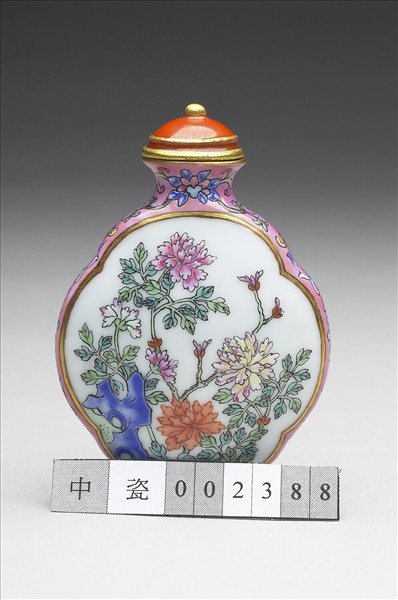 粉彩御製詩花卉紋鼻煙壺